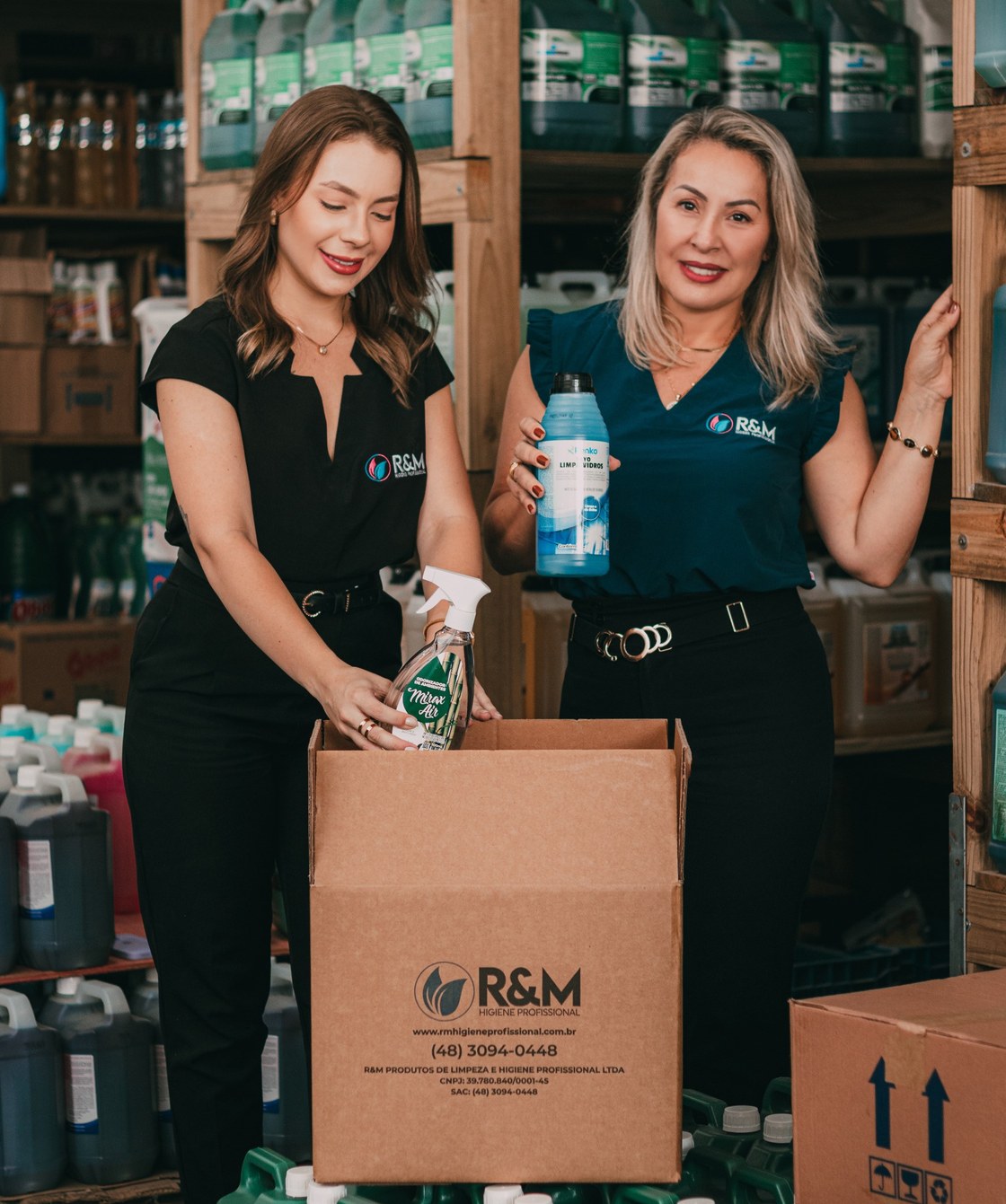 Equipe da R&M Higiene Profissional na operação